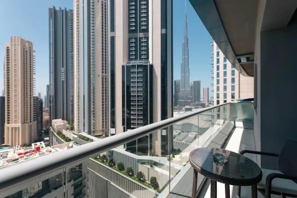 Apartment Lux Flat With Burj Khalifa View - 3 Minute Walk To Dubai Mall - Best Location - Best Balcony View Dubai